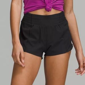 Hotty Hot Shorts size 6- Lululemon- low Rise 4”
